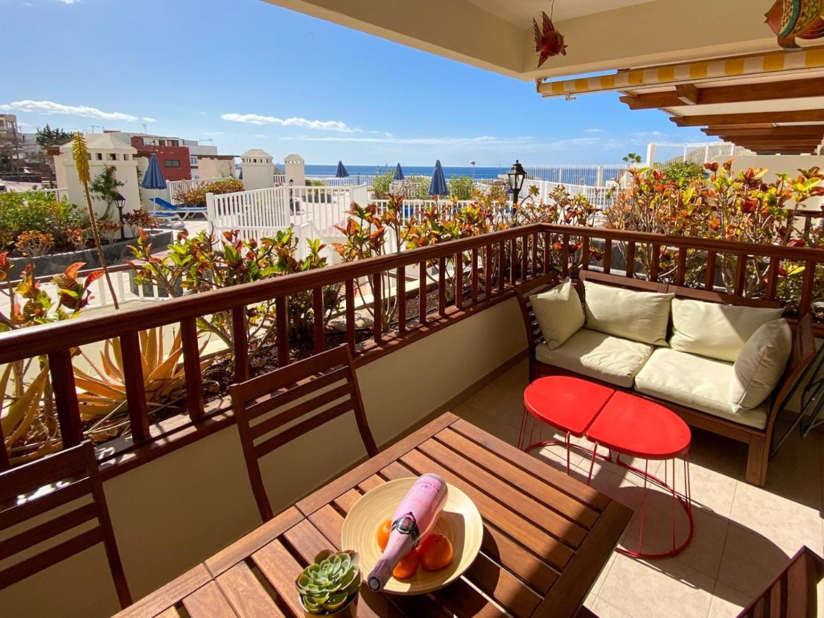 Costa Caleta Sea View Apartment